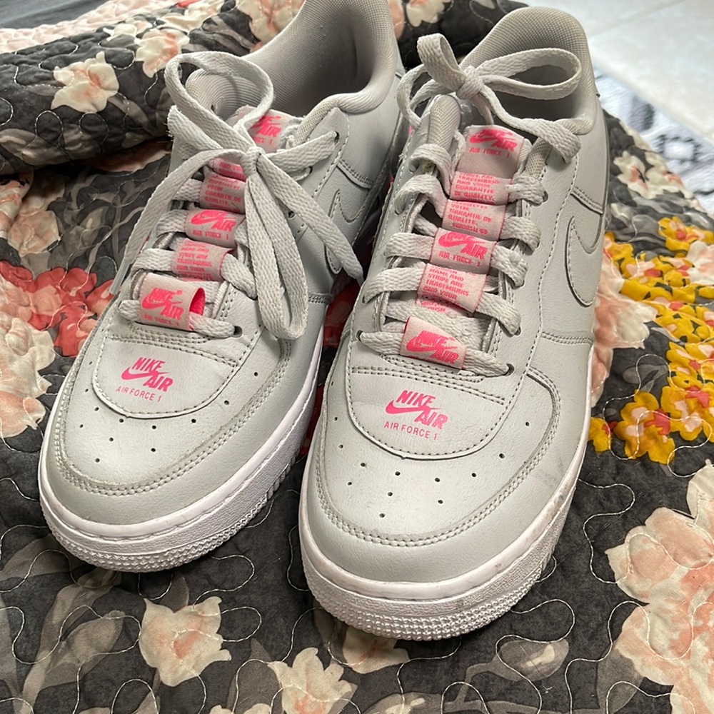 Nikes shoes